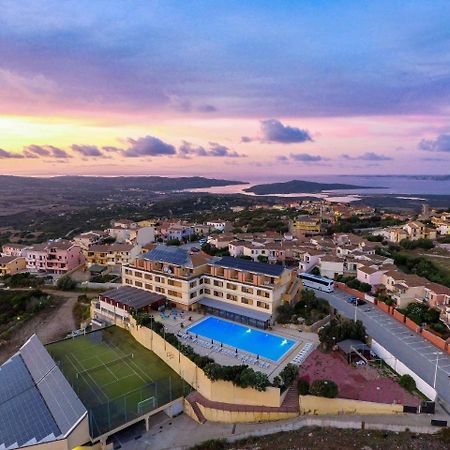 Borgo Saraceno Hotel-Residence Санта-Тереза-Галлура Экстерьер фото
