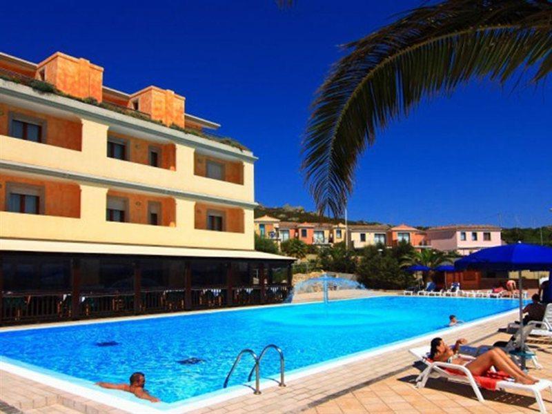 Borgo Saraceno Hotel-Residence Санта-Тереза-Галлура Экстерьер фото