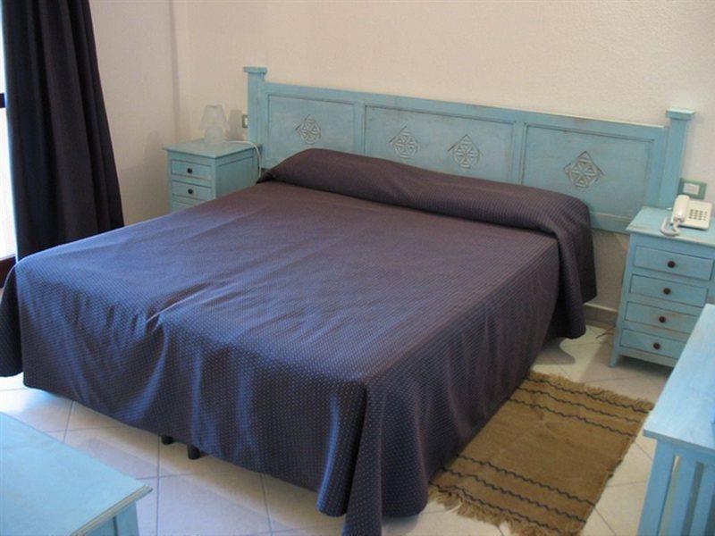 Borgo Saraceno Hotel-Residence Санта-Тереза-Галлура Экстерьер фото