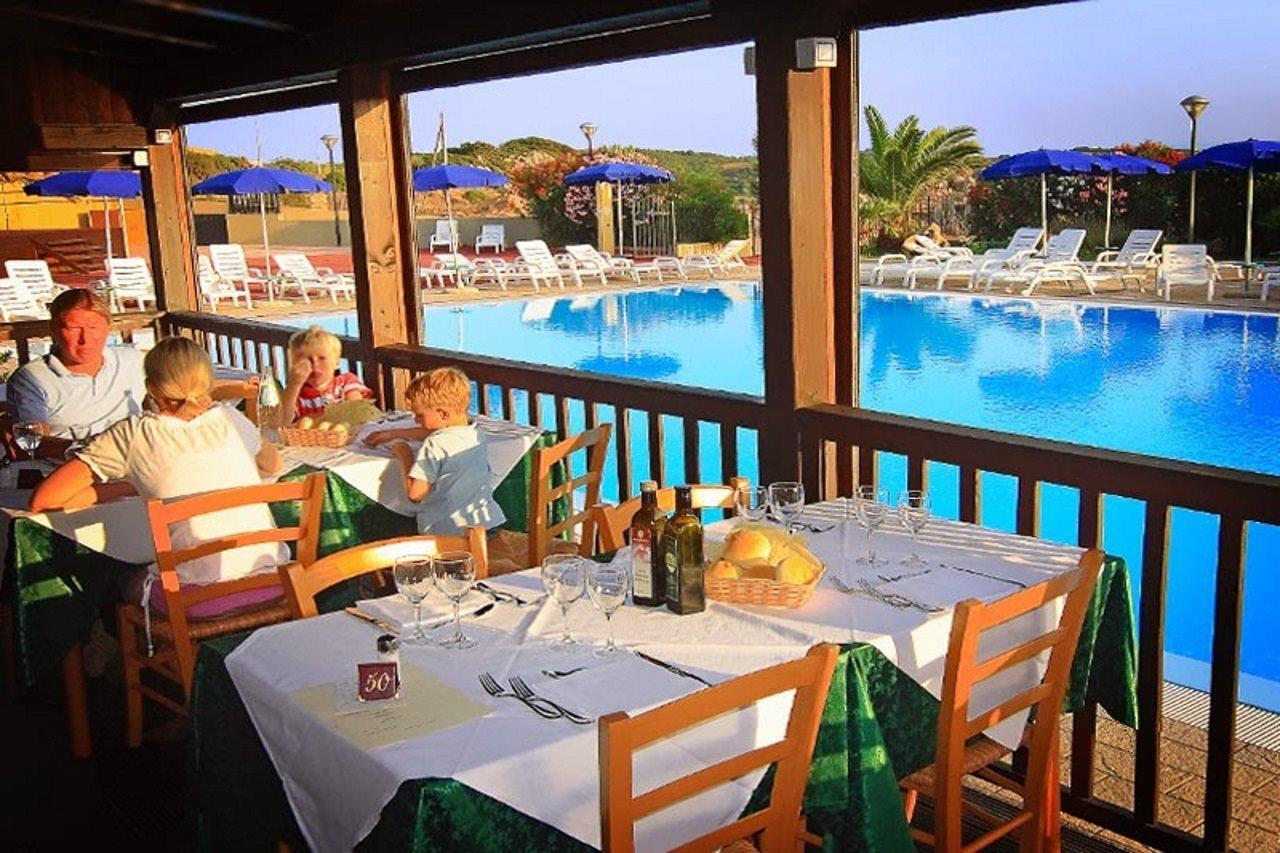 Borgo Saraceno Hotel-Residence Санта-Тереза-Галлура Экстерьер фото
