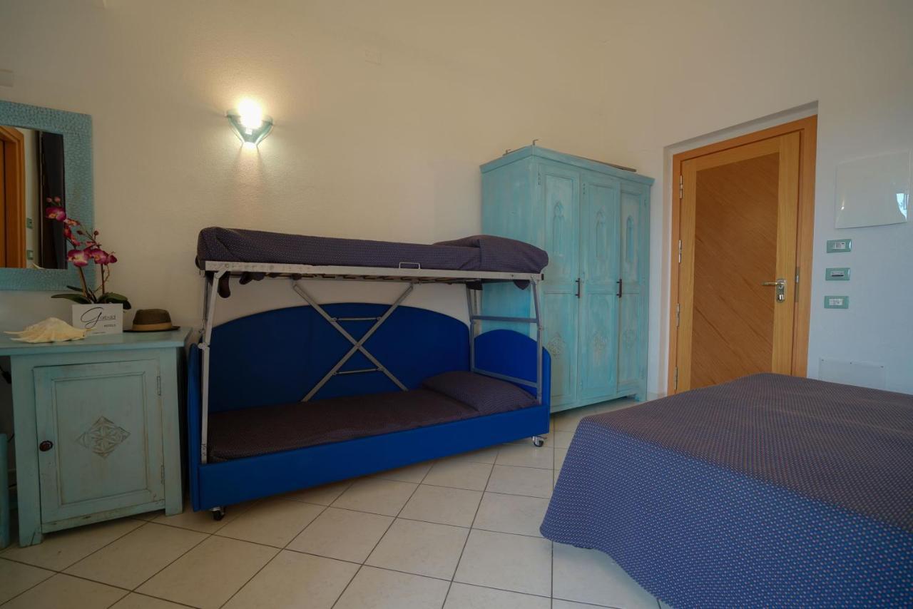 Borgo Saraceno Hotel-Residence Санта-Тереза-Галлура Экстерьер фото