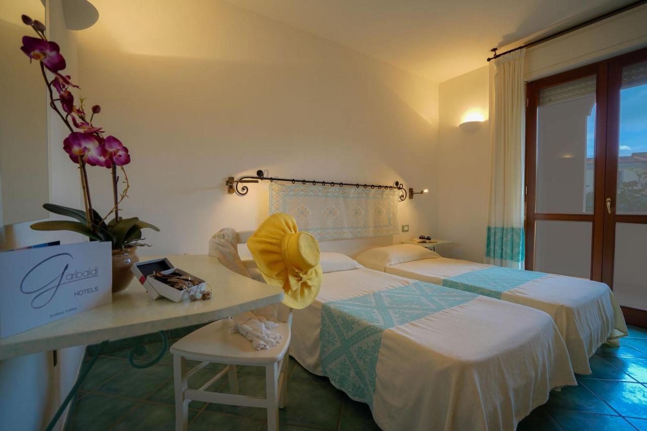 Borgo Saraceno Hotel-Residence Санта-Тереза-Галлура Экстерьер фото